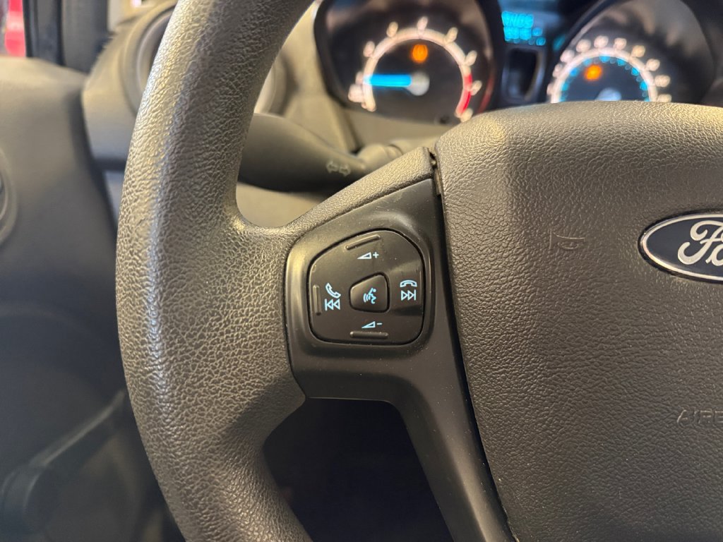 Used 2014 Ford Fiesta S FWD image 13