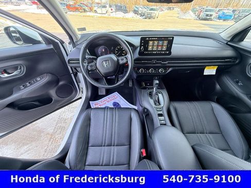 Certified 2024 Honda HR-V EX-L image 44