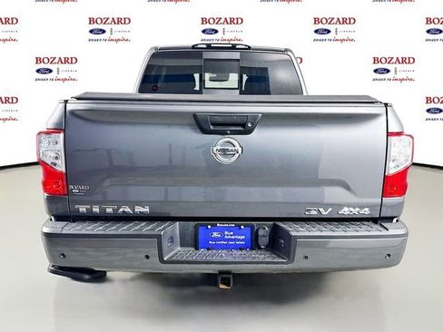 Used 2021 Nissan Titan SV w/ SV Convenience Package image 7