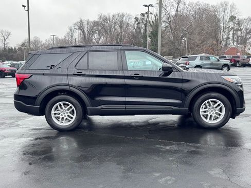 New 2026 Ford Explorer Active AWD/4WD image 4