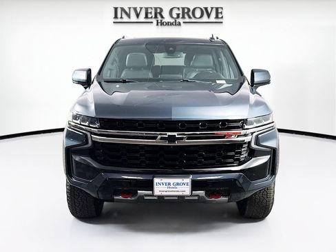 Used 2021 Chevrolet Suburban Z71 w/ Z71 Signature Package AWD/4WD image 2
