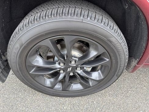 Used 2024 Dodge Durango GT AWD/4WD image 9