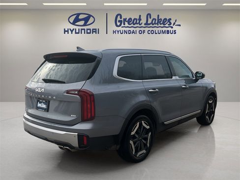 Used 2023 Kia Telluride S image 5