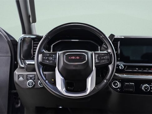Used 2024 GMC Sierra 2500 SLE image 10