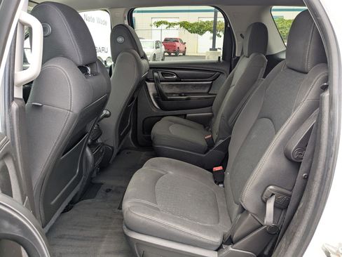 Used 2016 GMC Acadia SLE AWD/4WD image 26