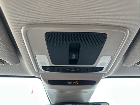 New 2026 Honda HR-V EX-L image 39