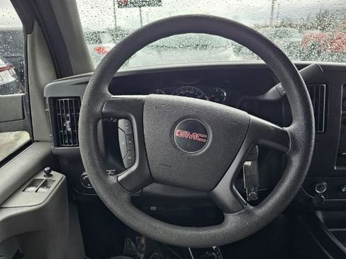 Used 2013 GMC Savana 3500 LT w/ LT Preferred Equipment Group image 10