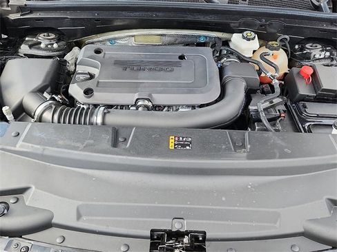 Certified 2025 Buick Envision Sport Touring image 28