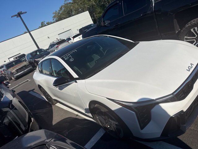 Used 2025 Kia K4 EX w/ GT-Line Sunroof Package FWD image 1