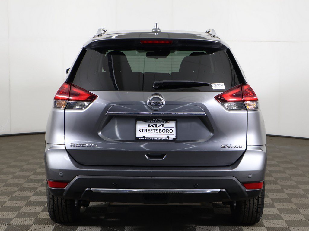 Used 2020 Nissan Rogue SV AWD/4WD image 10