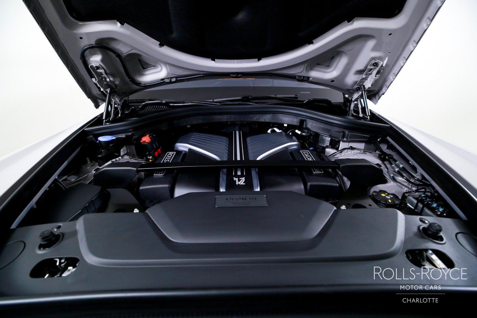New 2027 Rolls-Royce Cullinan Black Badge AWD/4WD image 40
