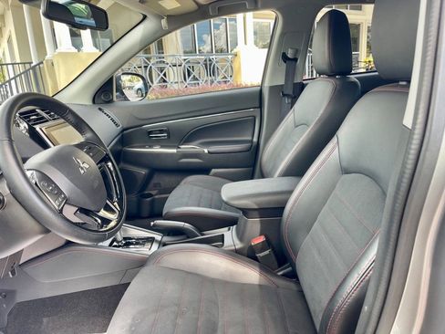 Used 2024 Mitsubishi Outlander Sport SE image 11