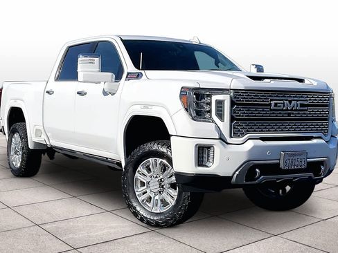 Used 2020 GMC Sierra 2500 Denali w/ Denali Ultimate Package image 2