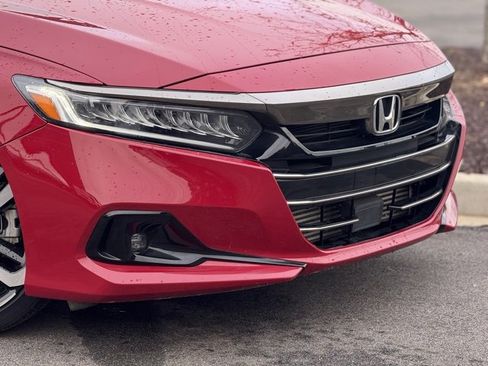 Used 2022 Honda Accord Sport image 3