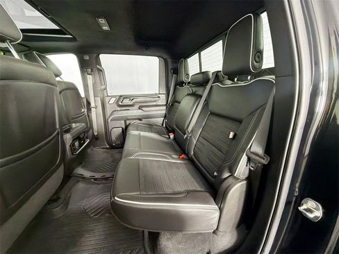 Used 2024 GMC Sierra 2500 AT4X w/ AT4X AEV Edition image 26