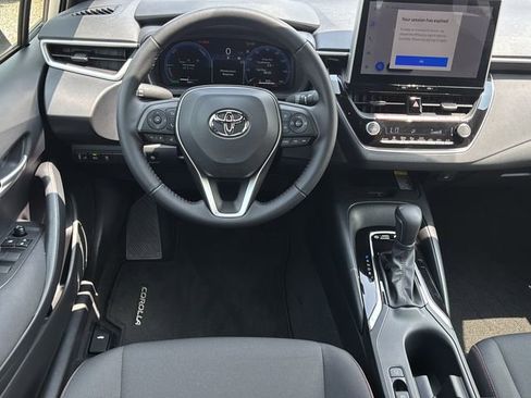 Used 2026 Toyota Corolla SE w/ SE Premium Package FWD image 15