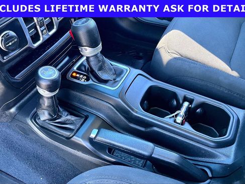 Used 2023 Jeep Wrangler Unlimited w/ Cold Weather Group AWD/4WD image 14