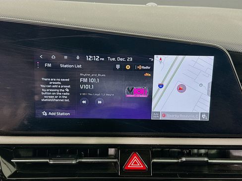 Used 2023 Kia Niro Wind FWD image 19
