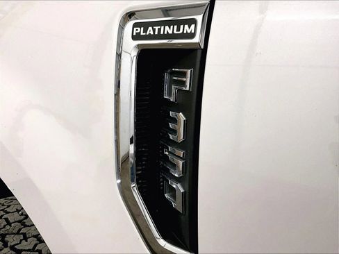 Used 2019 Ford F350 Platinum w/ Platinum Ultimate Package AWD/4WD image 14