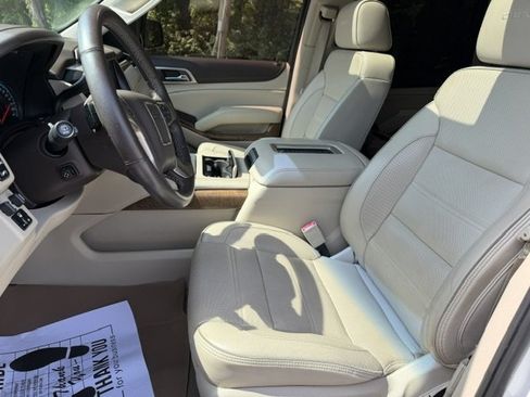 Used 2019 GMC Yukon Denali w/ Denali Ultimate Package RWD image 12