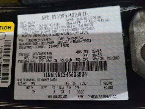 Used 2017 Lincoln Continental Reserve w/ Luxury Package image 33