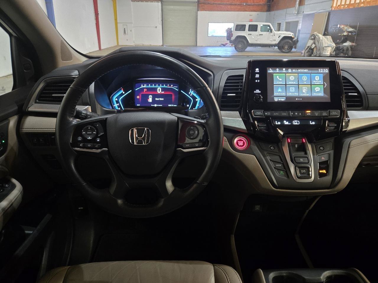 Used 2018 Honda Odyssey EX-L image 24
