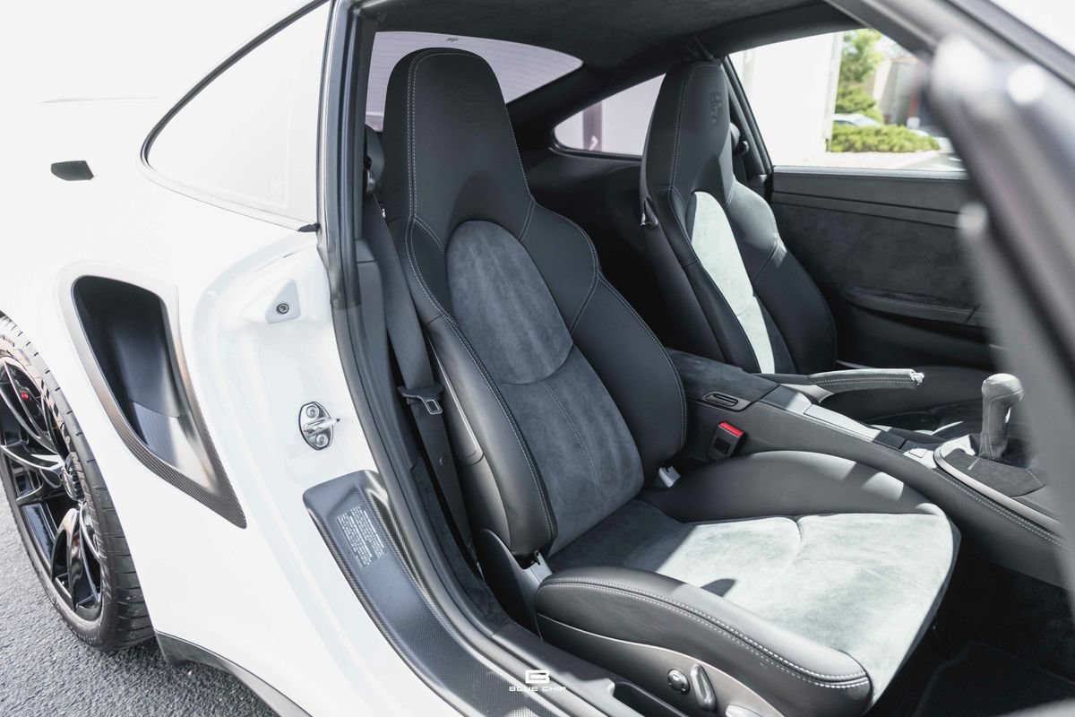 Used 2011 Porsche 911 GT2 RS RWD image 30