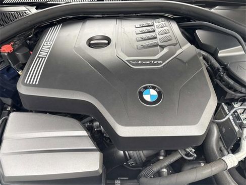 Used 2023 BMW 330i xDrive Sedan w/ Premium Package image 29