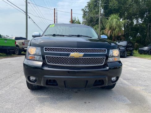 Used 2013 Chevrolet Suburban LTZ RWD image 4