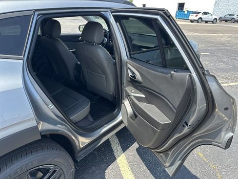 New 2025 Chevrolet Trax ACTIV w/ Driver Confidence Package image 26