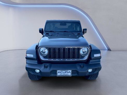 Used 2025 Jeep Wrangler Sport AWD/4WD image 5