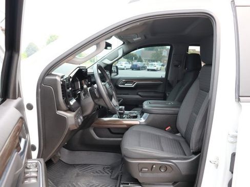 Used 2022 Chevrolet Silverado 1500 RST AWD/4WD image 10