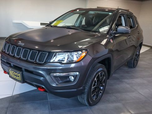 Used 2020 Jeep Compass Trailhawk image 13