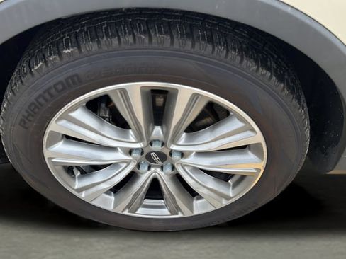 Used 2016 Lincoln MKX Reserve w/ Technology Package image 14