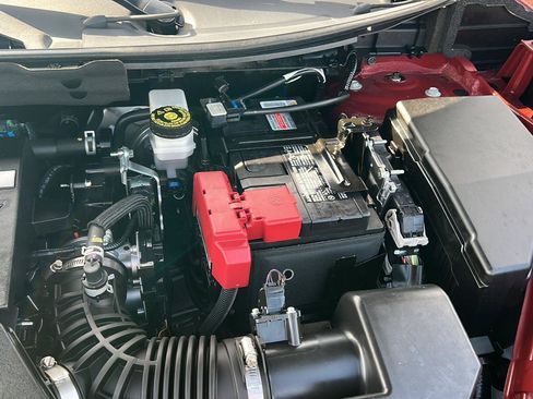 Used 2024 Nissan Rogue SV w/ SV Premium Package image 37