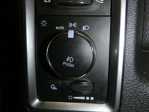 Used 2023 RAM 1500 Classic Warlock image 19