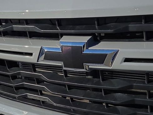 Used 2024 Chevrolet Silverado 2500 Custom w/ Custom Value Package image 34