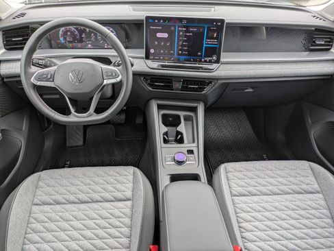 New 2026 Volkswagen Tiguan S FWD image 15