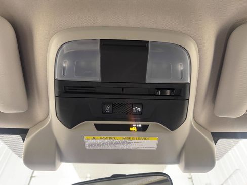 Used 2023 Subaru Crosstrek 2.0i image 35