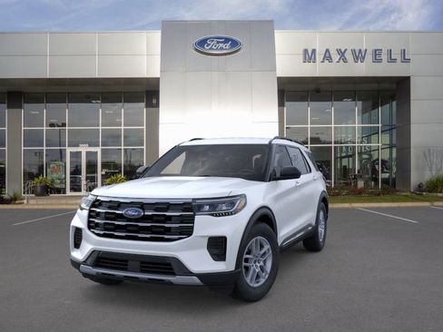New 2025 Ford Explorer Active image 24
