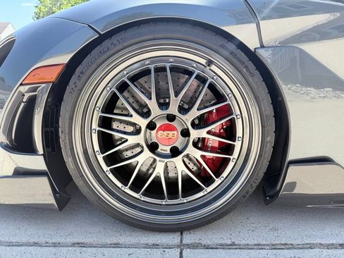 Used 2019 McLaren 720S Performance RWD image 34