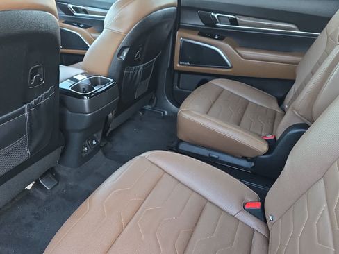 Used 2020 Kia Telluride SX w/ SX Prestige Package AWD/4WD image 5