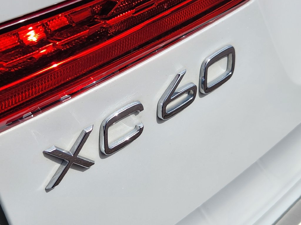 Used 2021 Volvo XC60 T5 Inscription w/ Climate Package AWD/4WD image 31