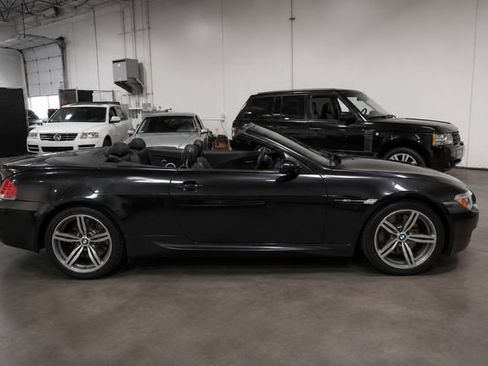 Used 2007 BMW M6 Convertible RWD image 7