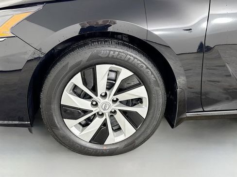 Used 2024 Nissan Altima 2.5 S image 32