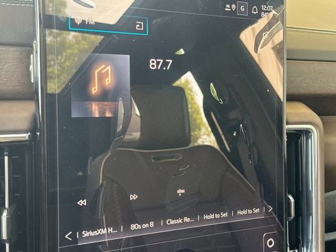 New 2026 GMC Yukon Denali Ultimate w/ LPO, Floor Liner Package AWD/4WD image 22