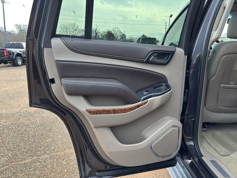 Used 2015 Chevrolet Tahoe LTZ image 20