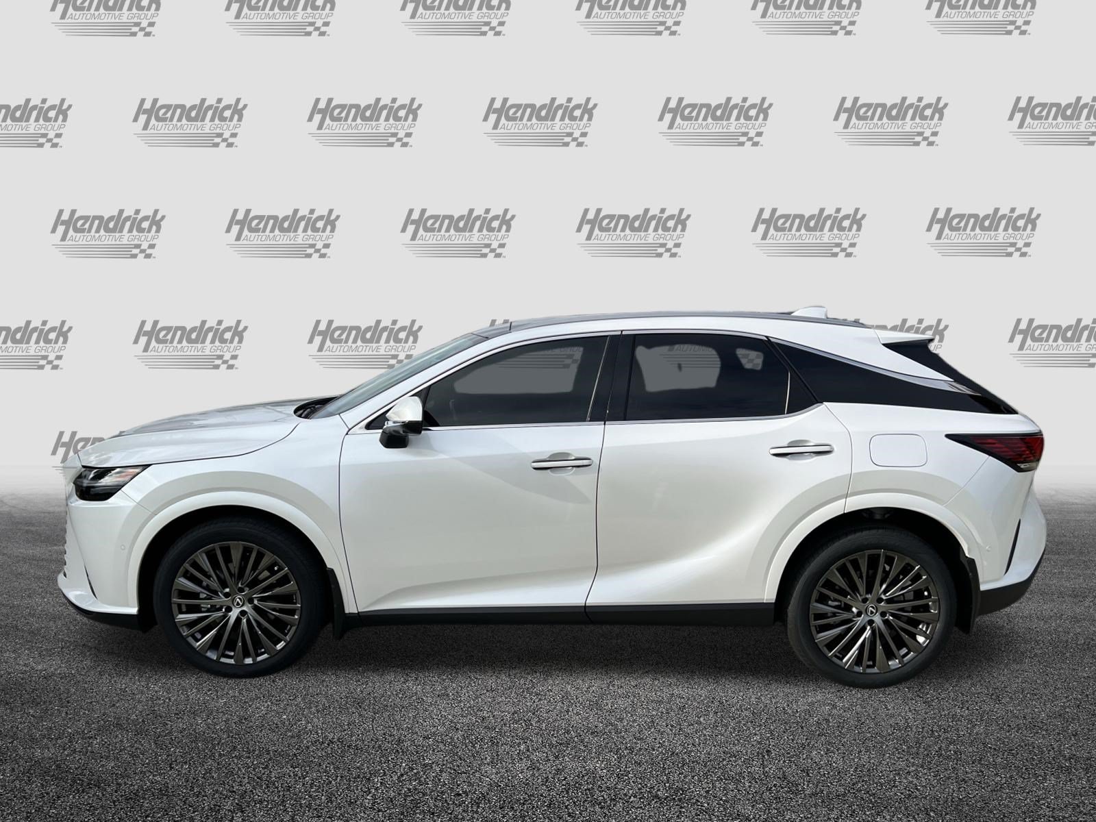 Used 2023 Lexus RX 350 FWD w/ Accessory Package image 6