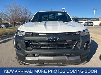 Used 2025 Chevrolet Colorado Trail Boss video 2