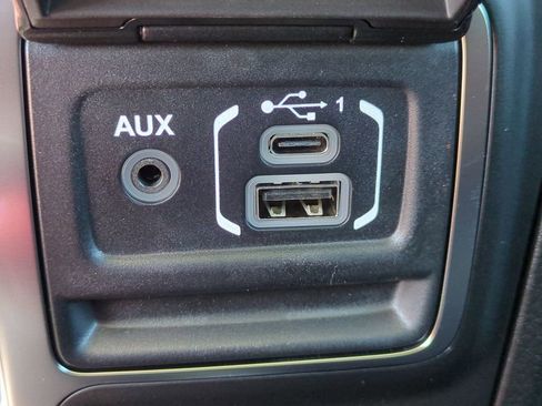 New 2026 Jeep Gladiator Sahara image 23